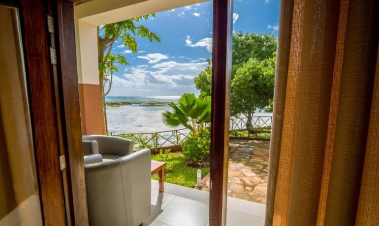 Deluxe Ocean View Room