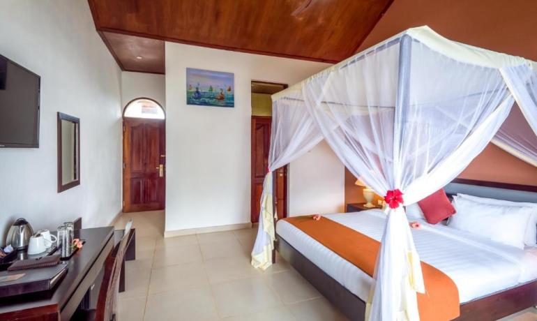 Deluxe Ocean View Room