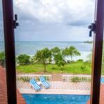 Duplex Pool View Room