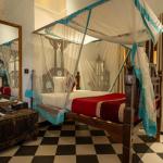 Twin Room with Pool View
