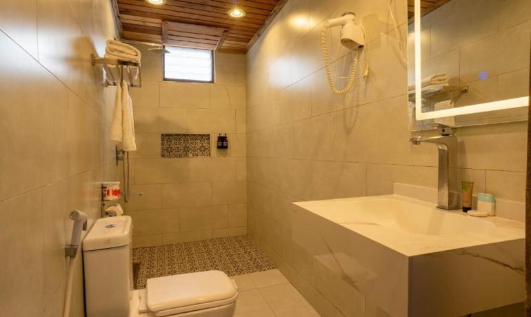 Twin Room with Pool View