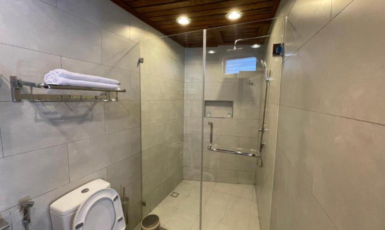 Twin Room with Pool View