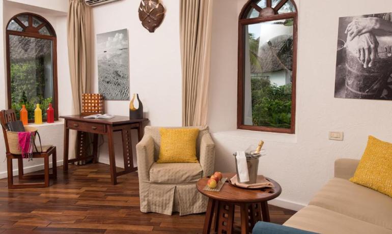 PARTIAL OCEAN VIEW SUITE