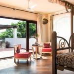 4 BEDROOM VILLA