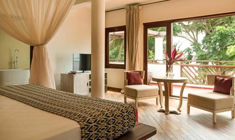 4 BEDROOM VILLA