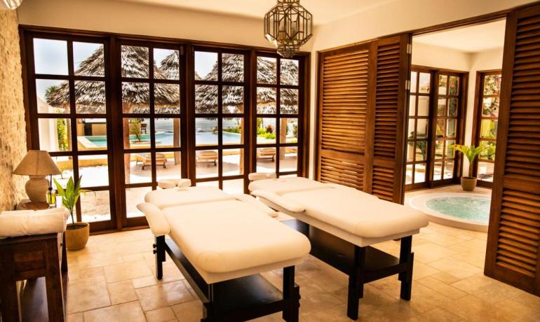 Alladin Beach Hotel and SPA