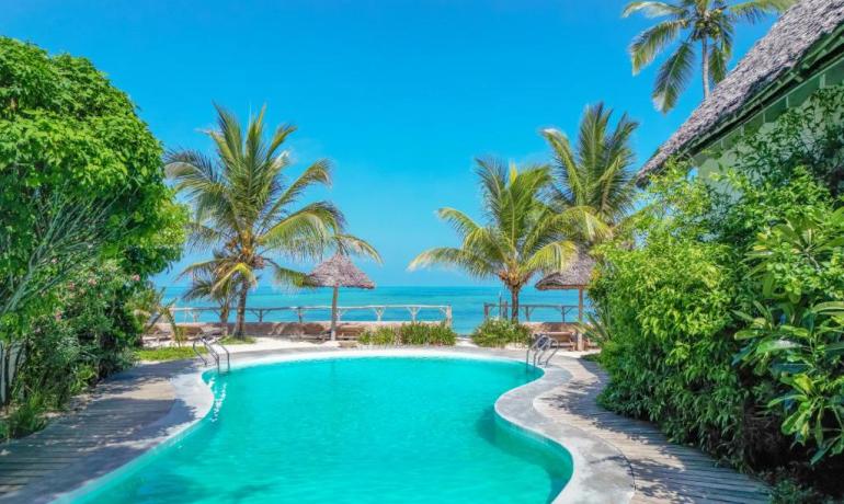 Deluxe One-Bedroom Apartment with Sea View