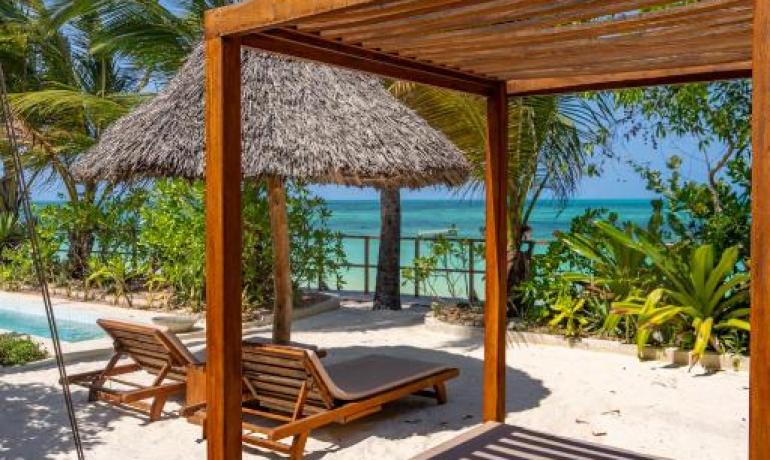 Three-Bedroom Deluxe Villa with Sea View