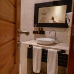 Three-Bedroom Deluxe Villa with Sea View