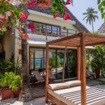 Three-Bedroom Deluxe Villa with Sea View