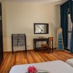 Three-Bedroom Deluxe Villa with Sea View