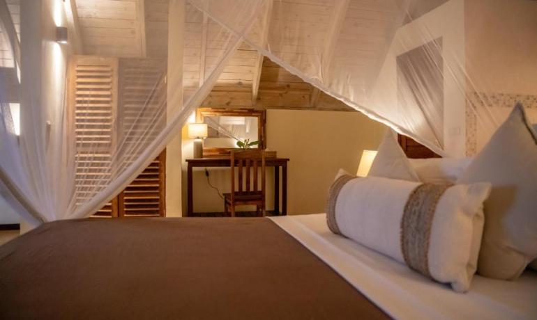 Two-Bedroom Deluxe Villa with Sea View