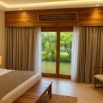 Superior, King or Twin Bed, Garden View