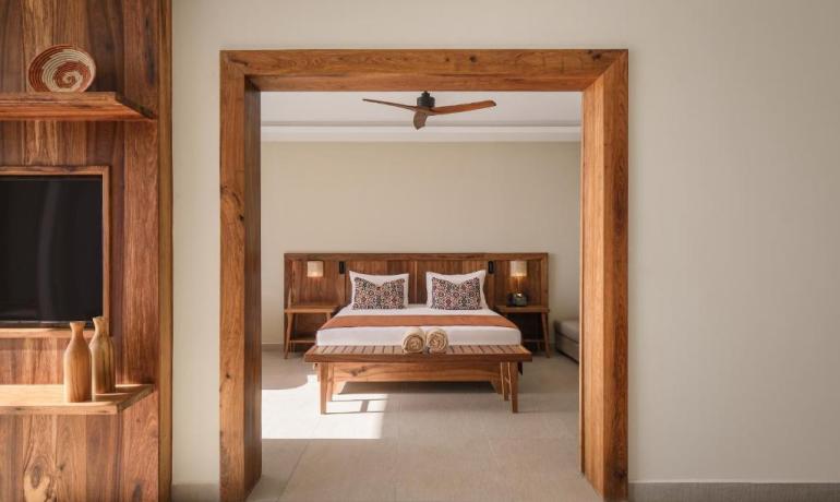Double Executive Suite Ocean Front