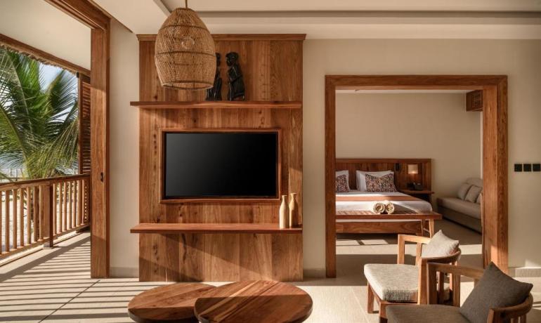 Double Royal Suite Ocean Front