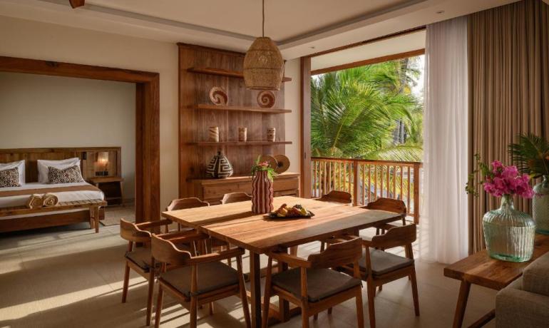 Double Royal Suite Ocean Front