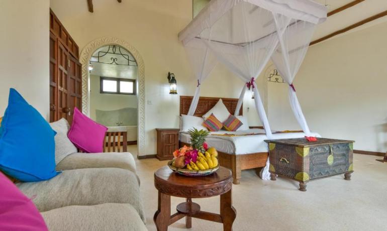 Honeymoon Jacuzzi Suite