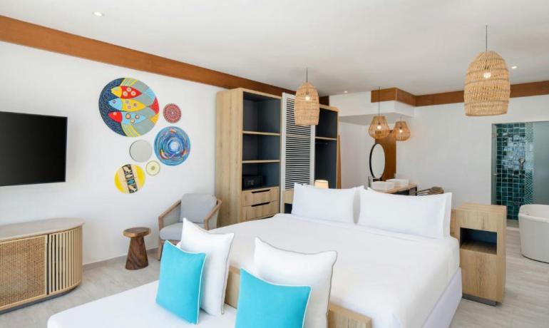 Zulu Deluxe Ocean Front, 1 King