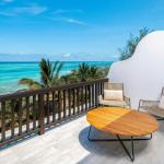 Zulu Deluxe Ocean Front, 1 King