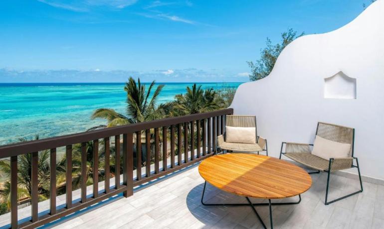 Zulu Deluxe Ocean Front, 1 King