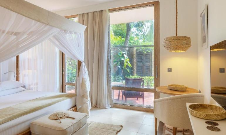Room with Garden