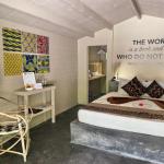 Double Room with Pool View