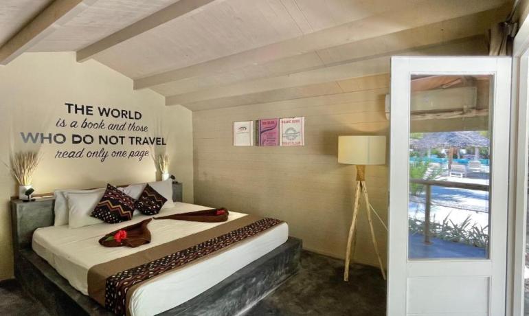 Double Room with Pool View