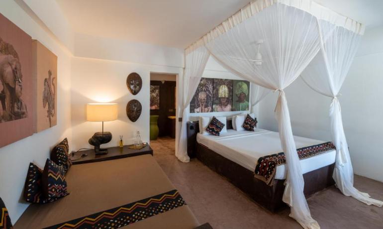 Suite with Private Pool