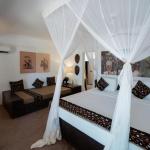 Suite with Private Pool