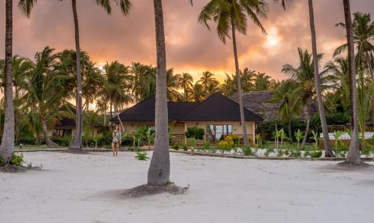 Standard Bungalow (2 pax)