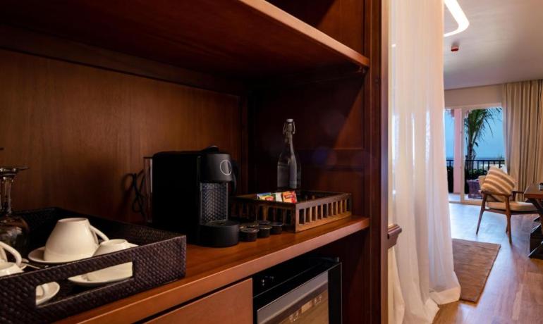 Superior Junior Suite King Ocean View