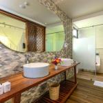 Suite with Infinity pool