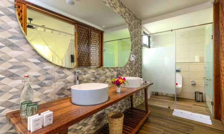 Suite with Infinity pool