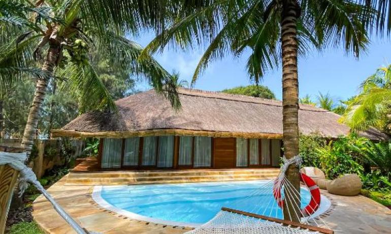 Seafront Luxury Villa with Private Pool