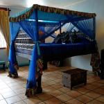 Honeymoon Suite