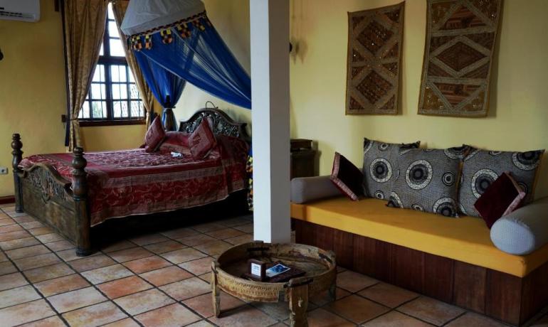 Signature Suite